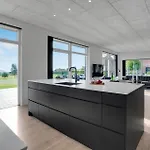 3 Bedroom Lovely In בית נופש *
